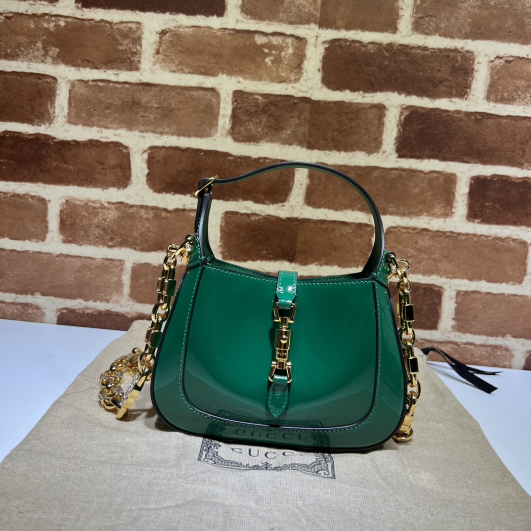 Gucci  03809