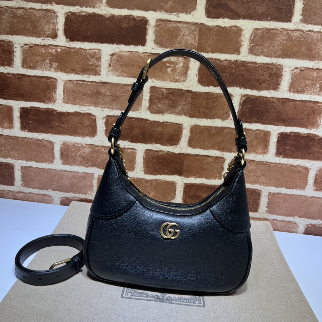 Gucci  03819