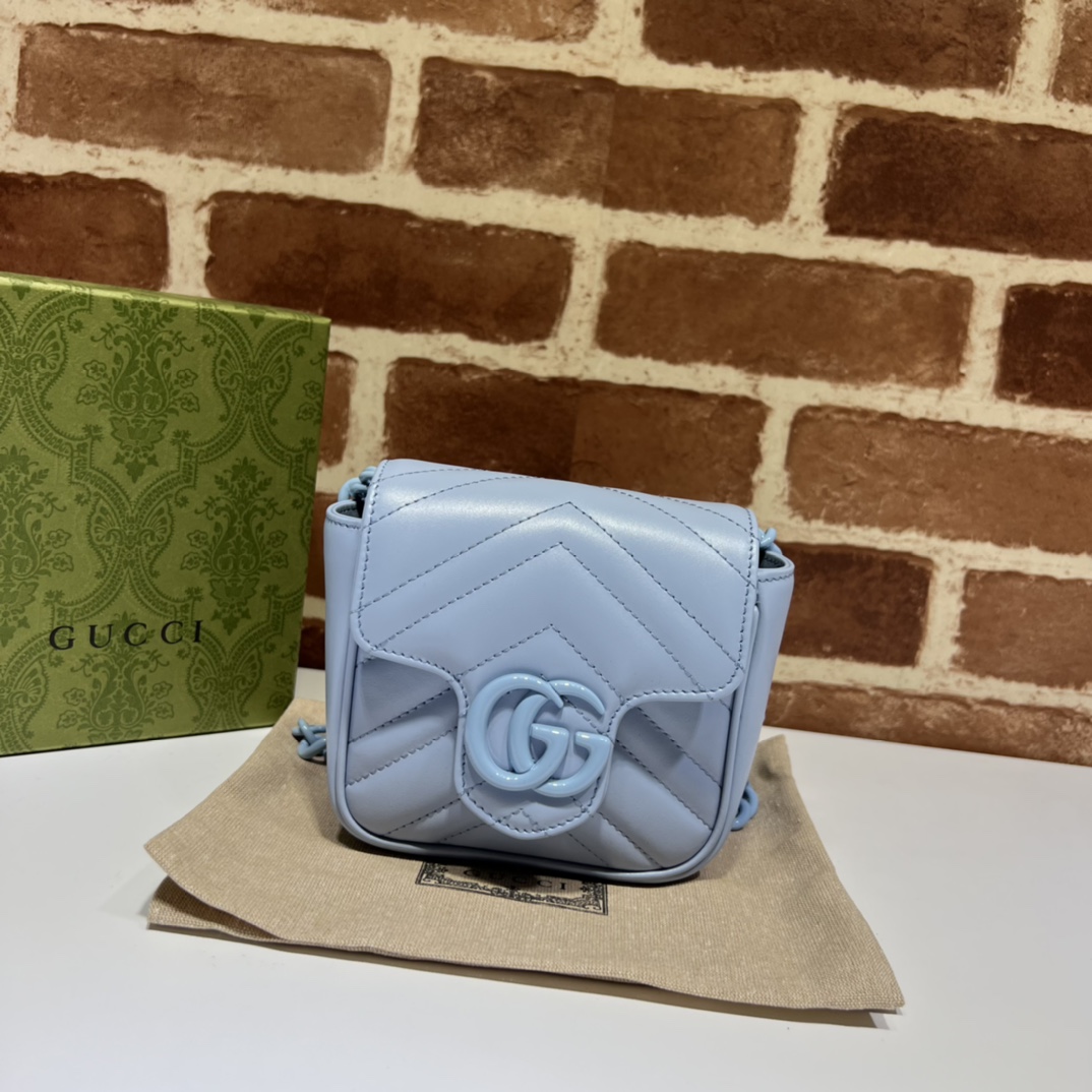 Gucci  03889