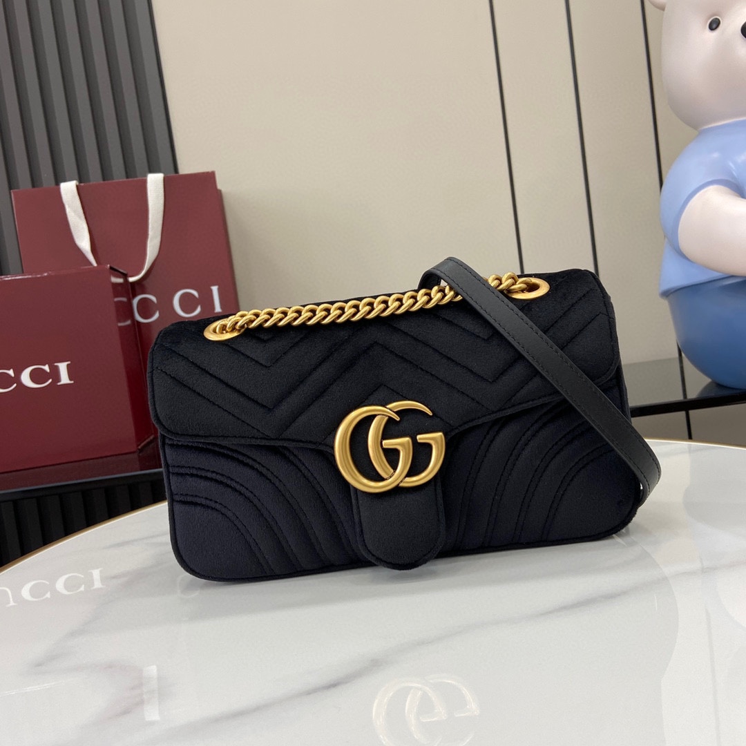 Gucci   03939