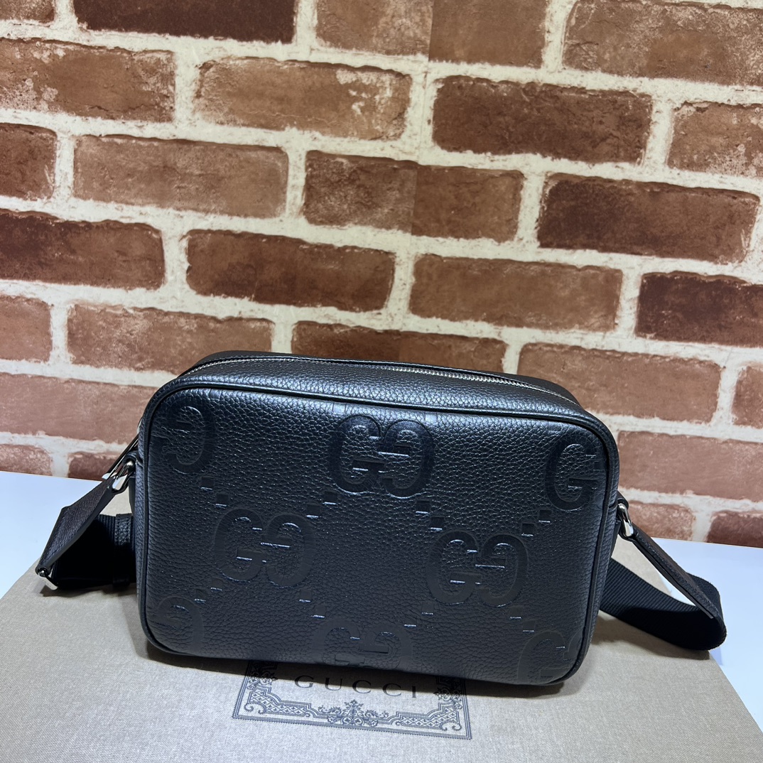 Gucci  04016