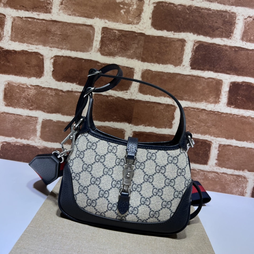 Gucci  04259