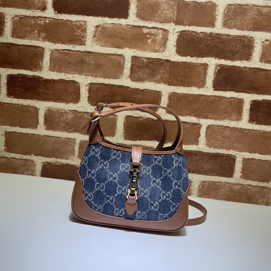 Gucci  04289
