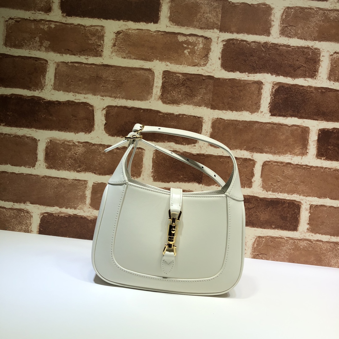 Gucci  04319