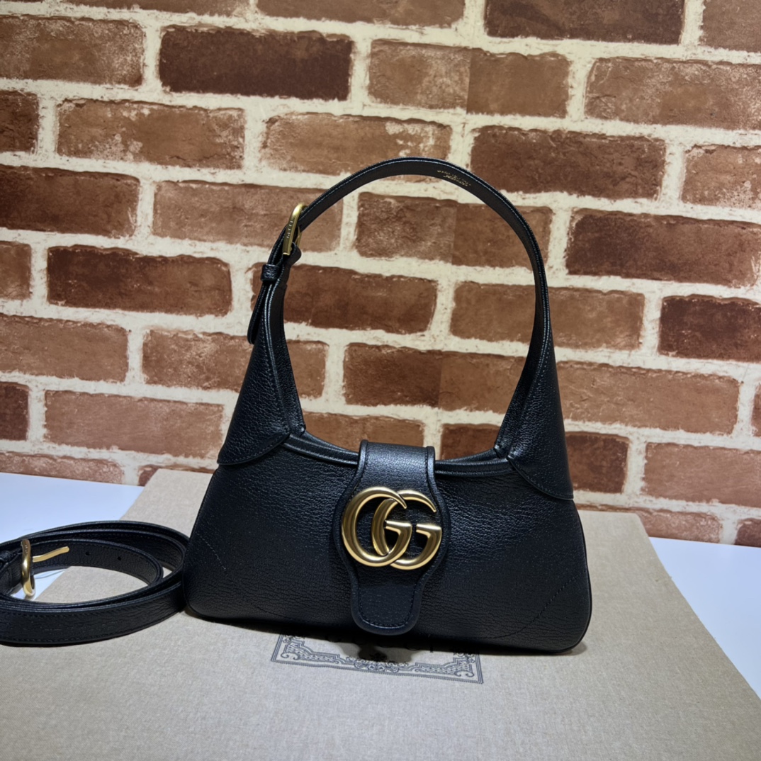 Gucci  04339