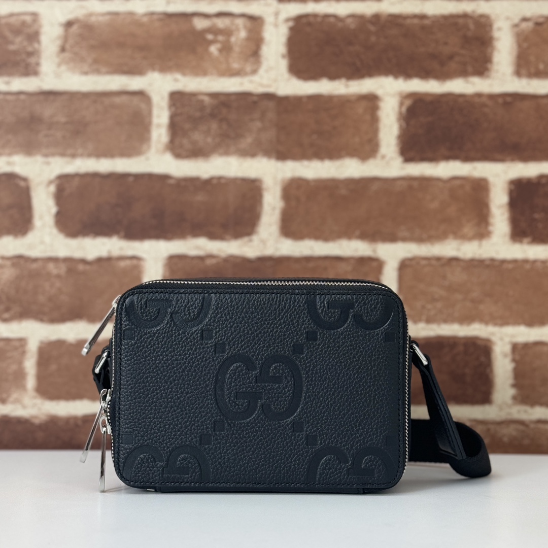 Gucci  04386