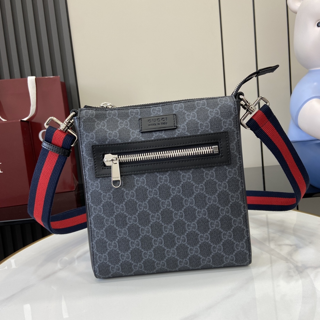 Gucci   04569
