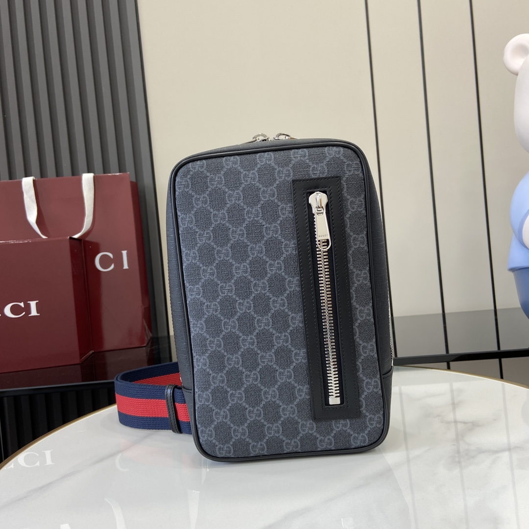 Gucci   04579