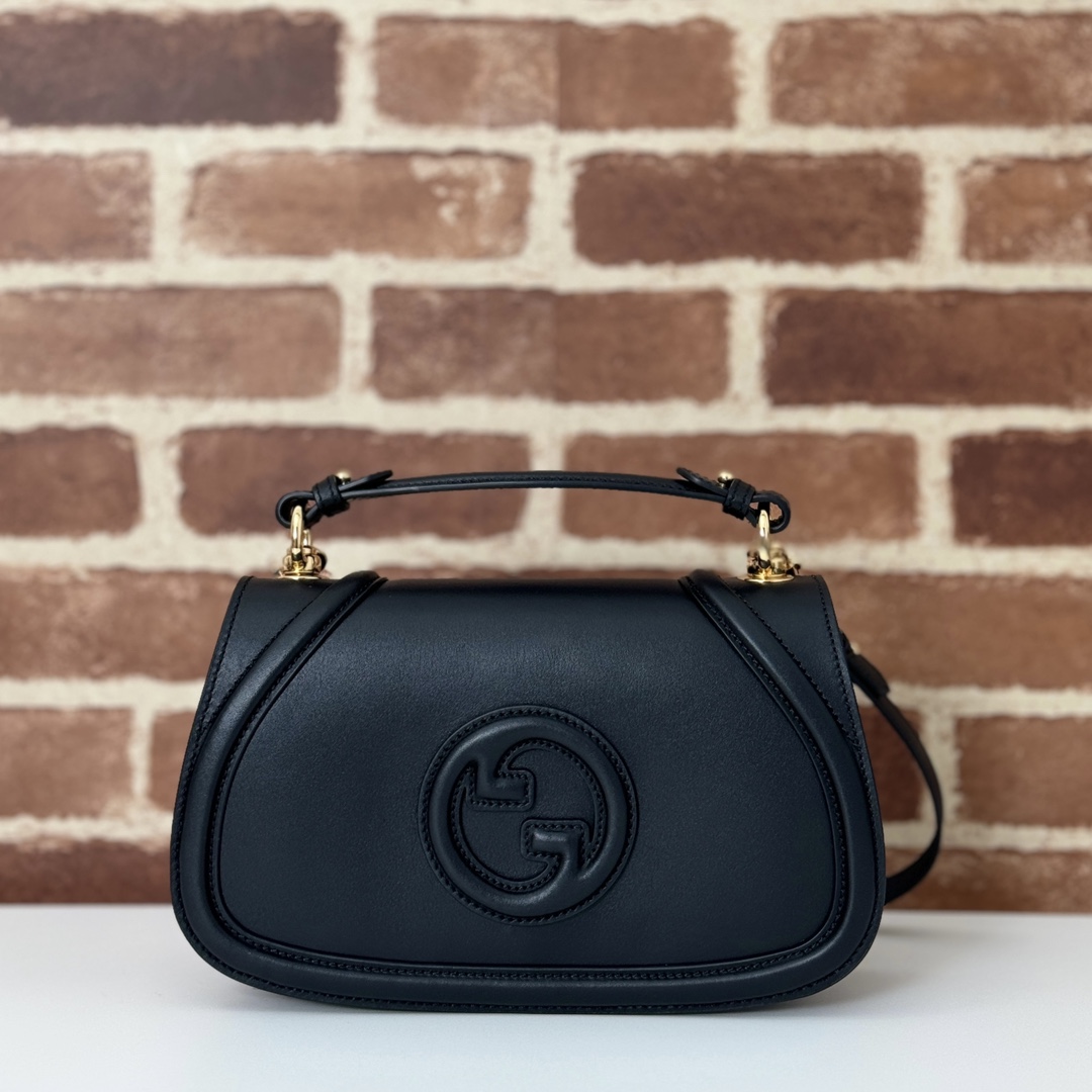 Gucci  04619