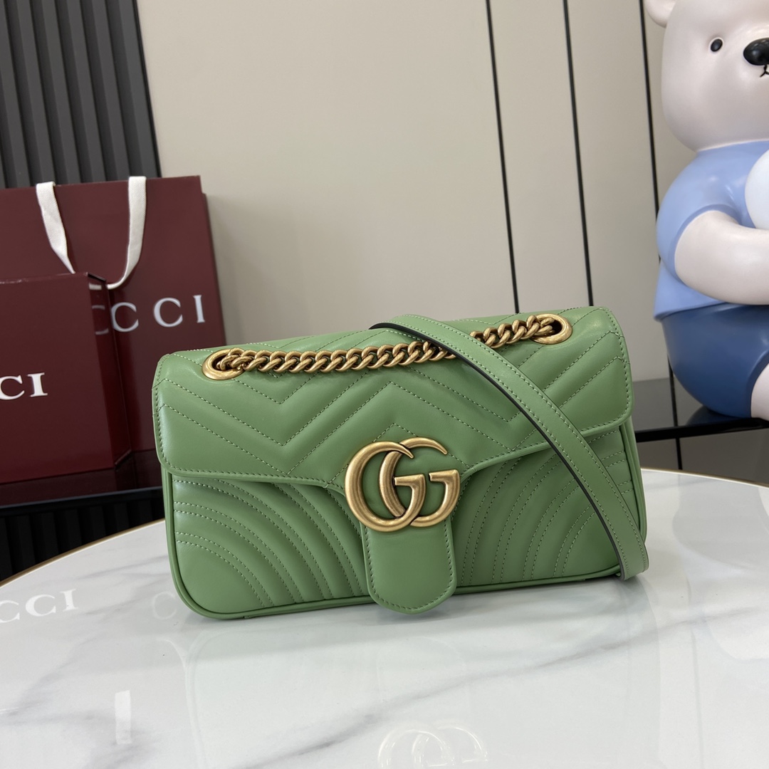 Gucci   04729