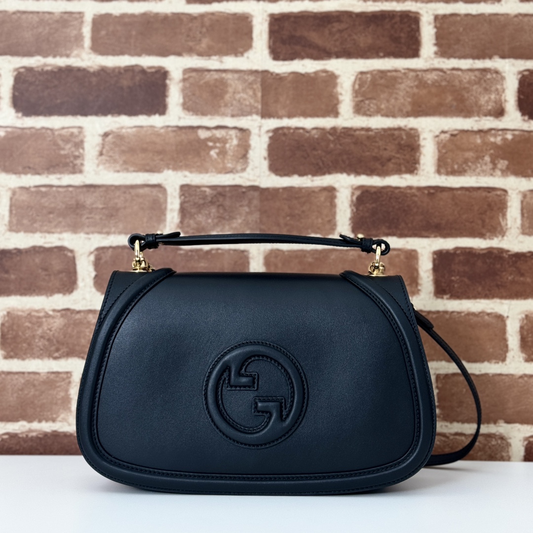 Gucci  04729