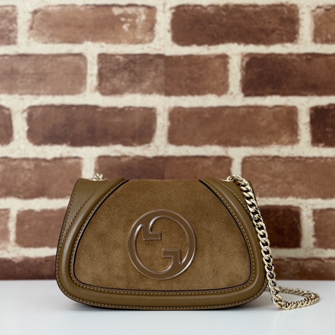 Gucci  04829