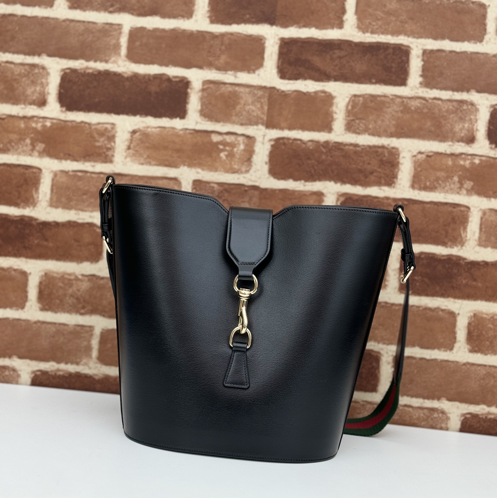 Gucci  05259