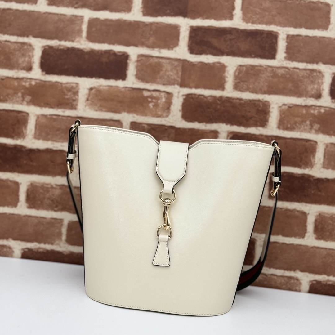 Gucci  05269