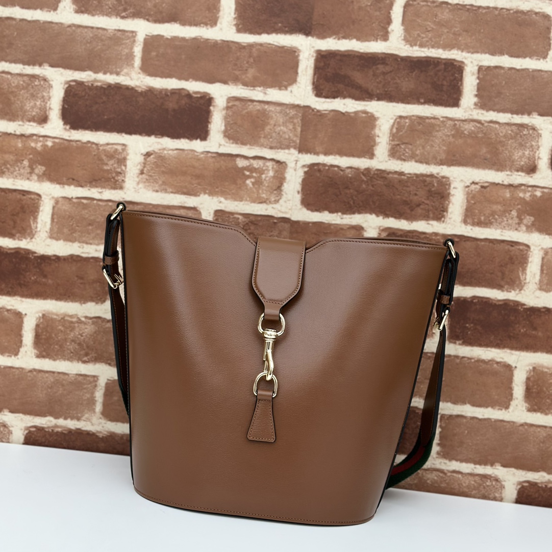 Gucci  05279