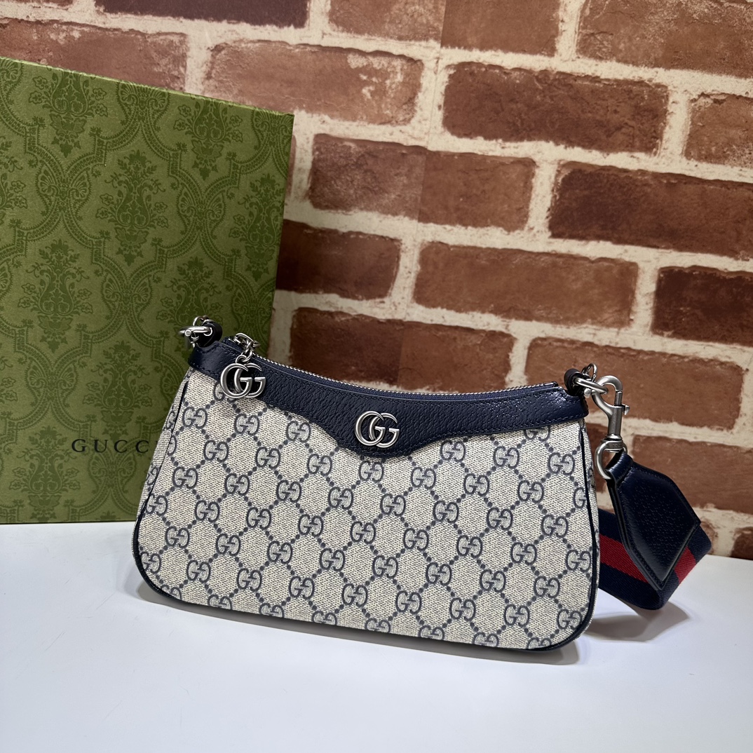 Gucci  05349