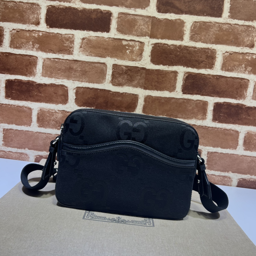 Gucci  05579