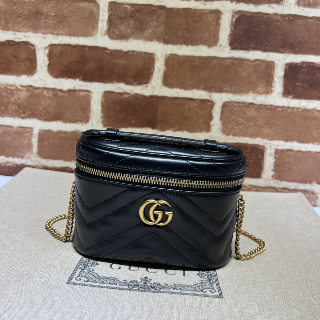 Gucci  05606
