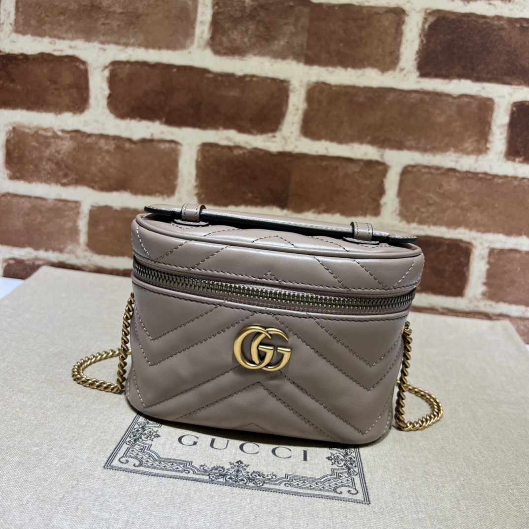 Gucci  05636