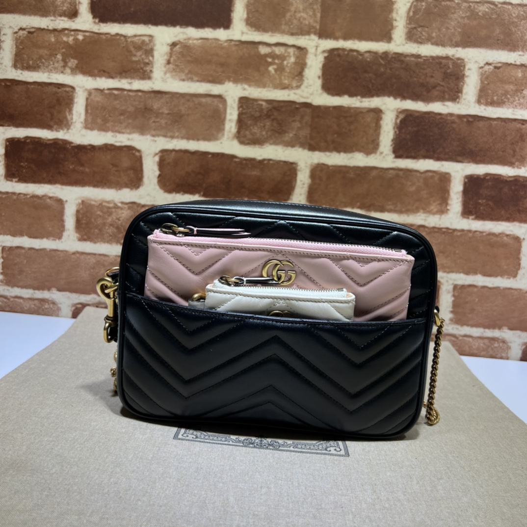 Gucci  05646