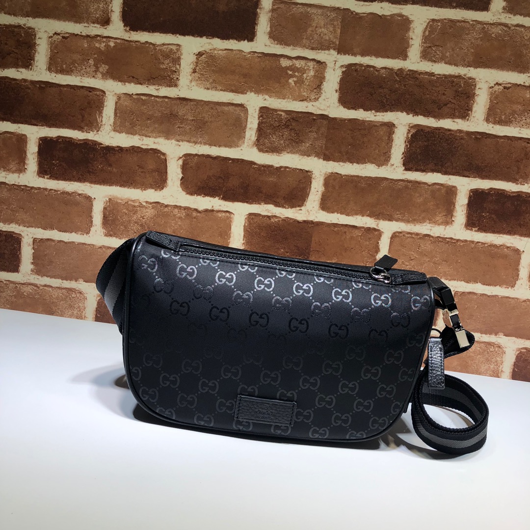 Gucci  05659