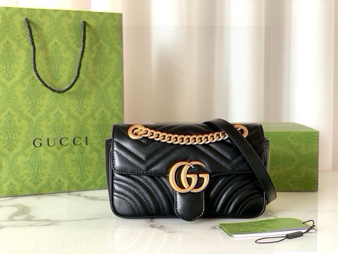 Gucci  05669
