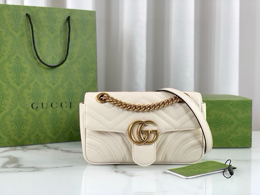 Gucci  05678