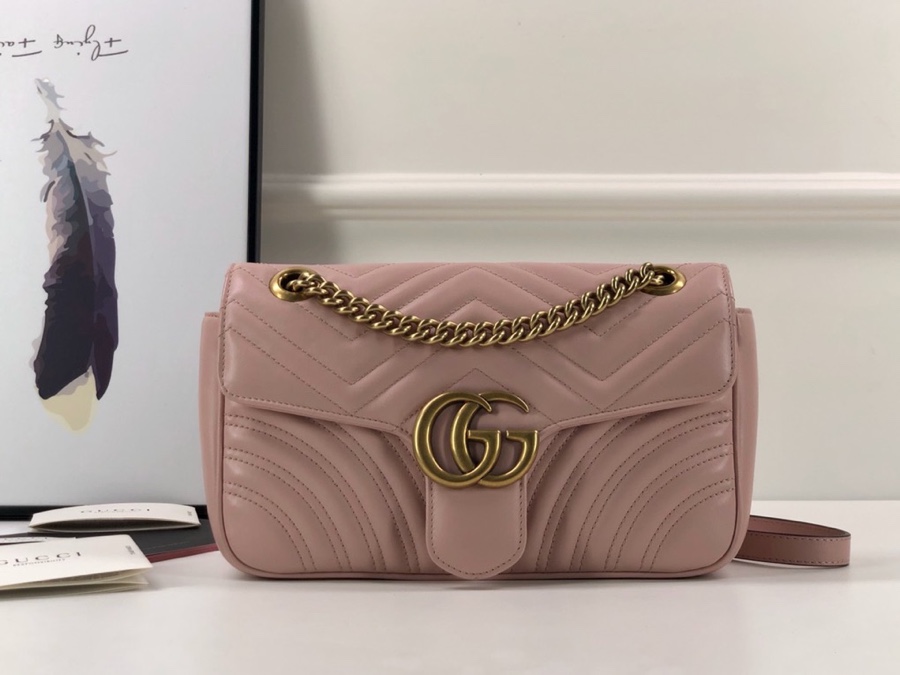 Gucci  05728