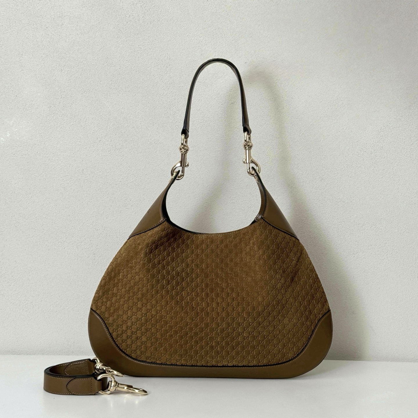 Gucci  06006