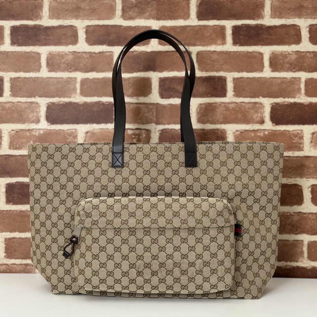 Gucci  06246