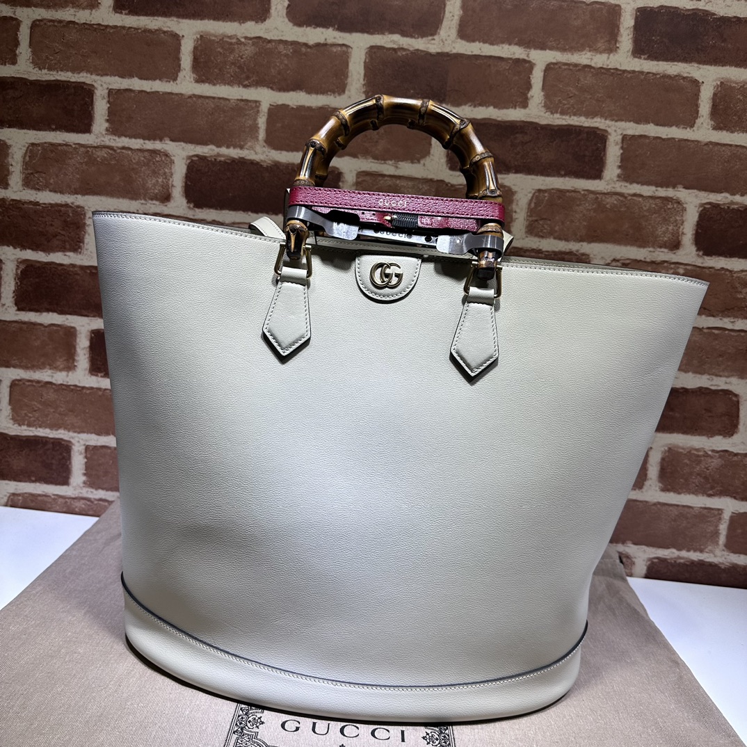 Gucci  06636