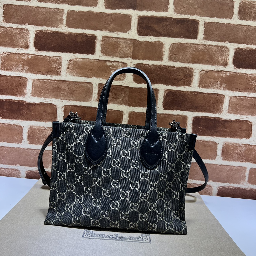 Gucci  06689