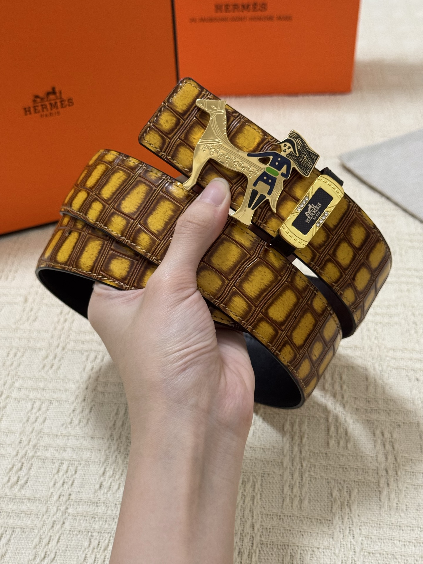 HERMES 00029