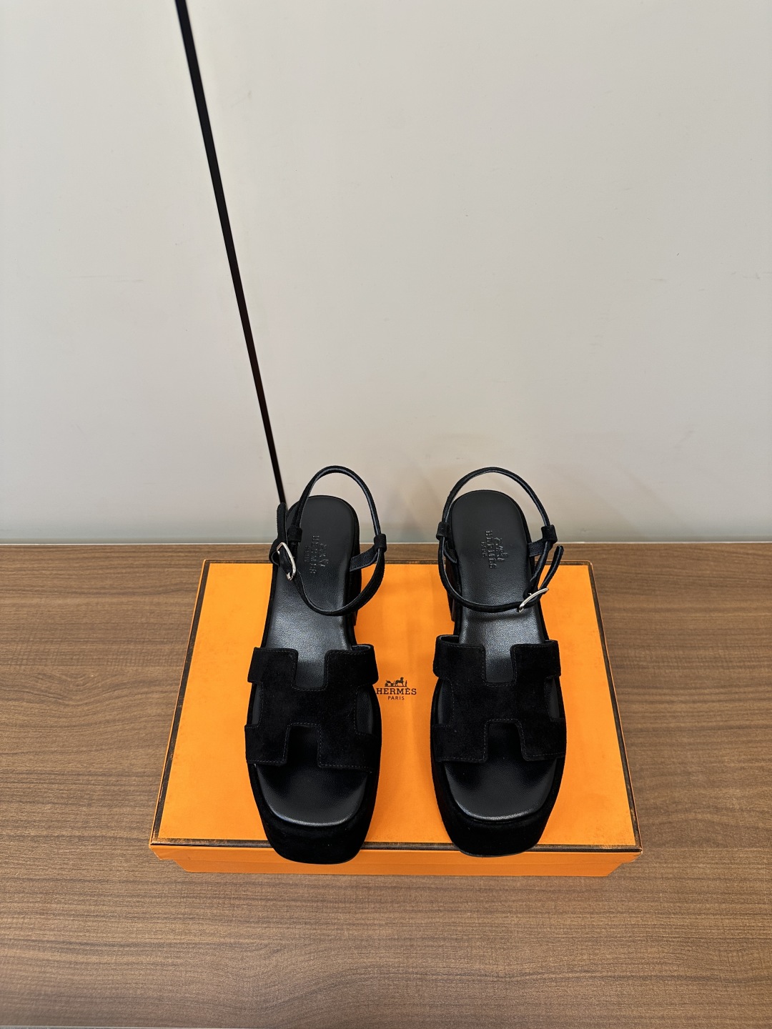 HERMES  00049