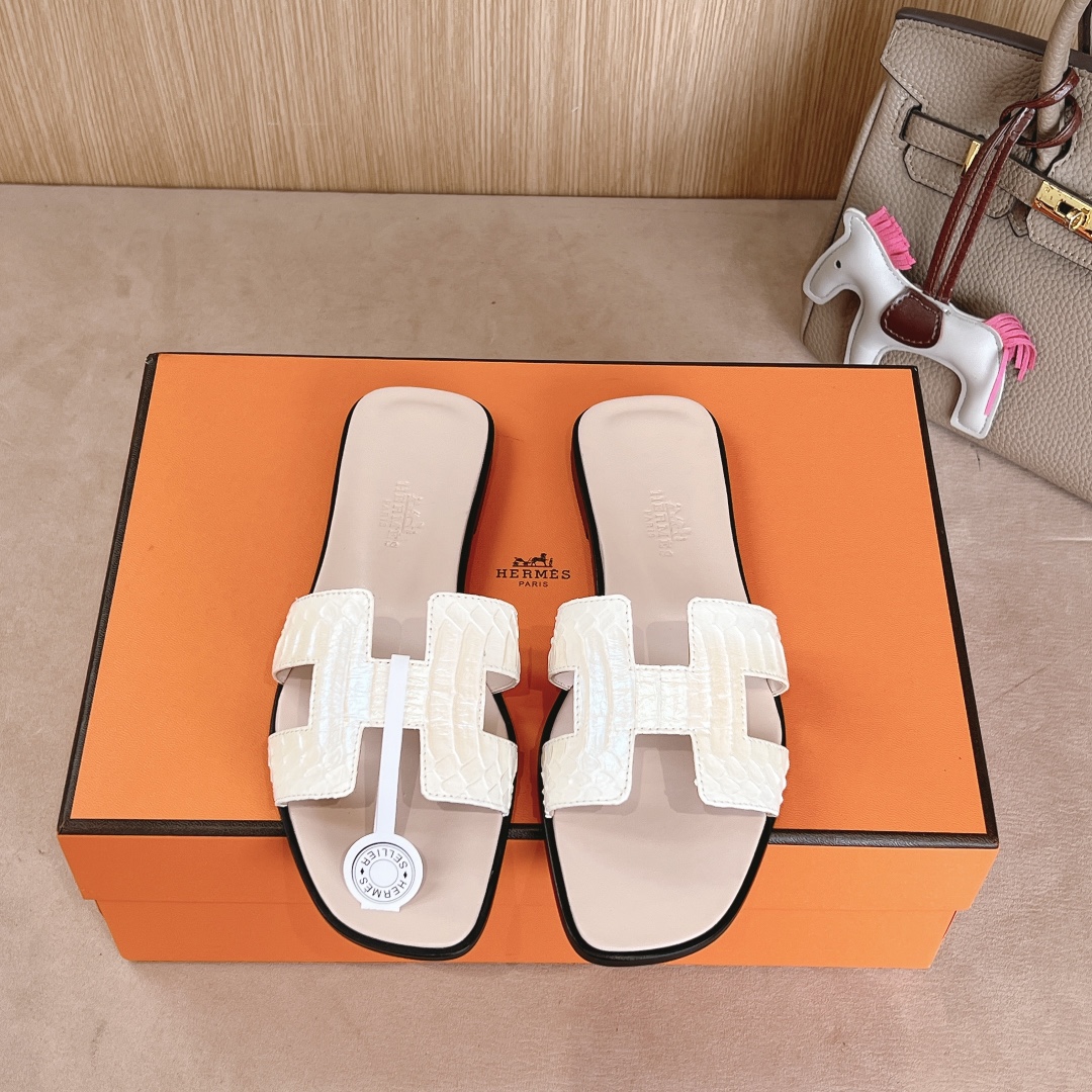 HERMES  00079