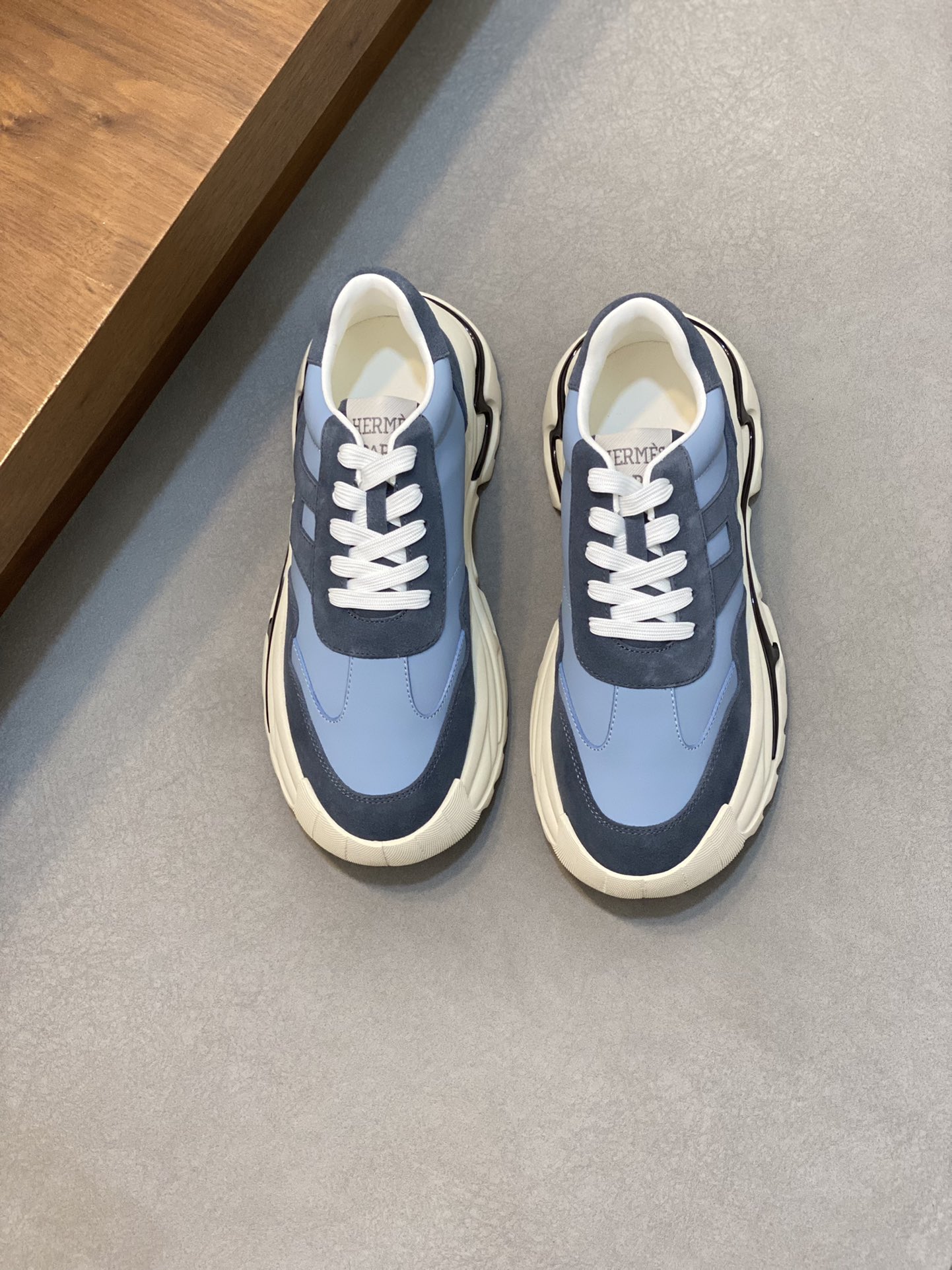 HERMES 00109