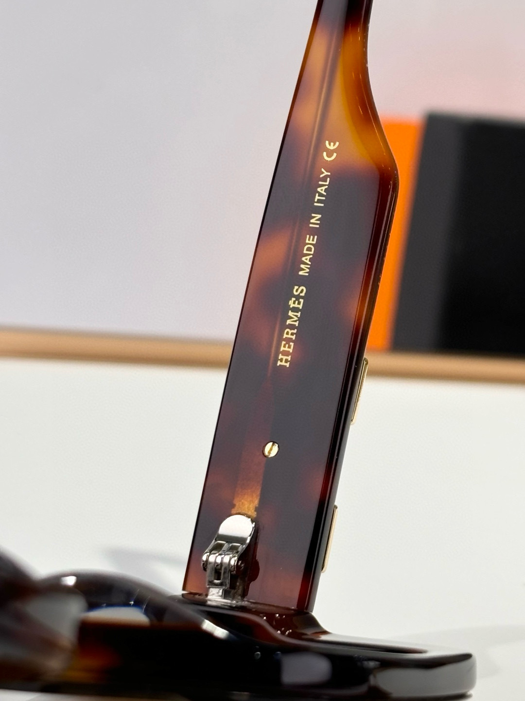 HERMES 00109