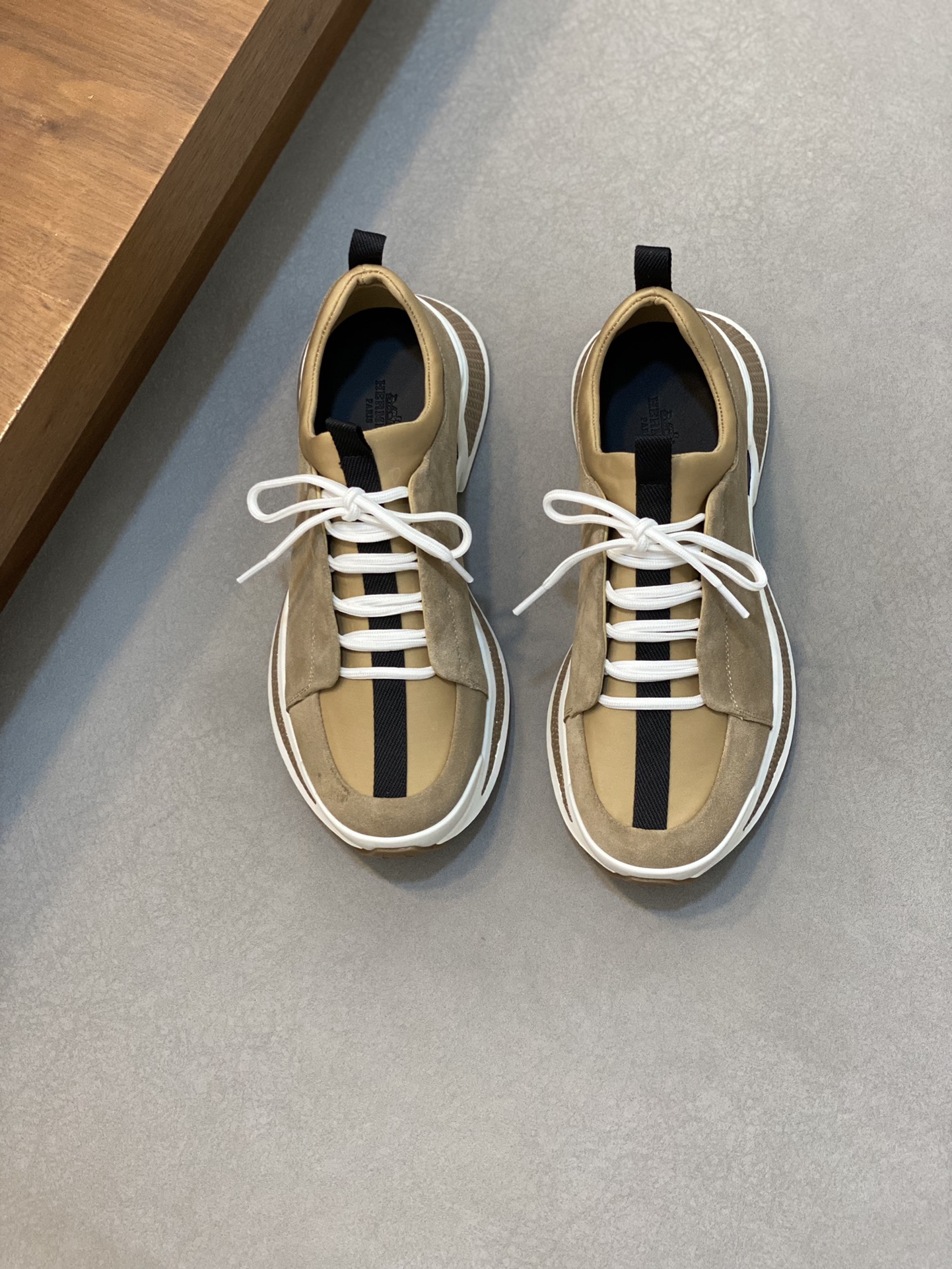 HERMES 00159