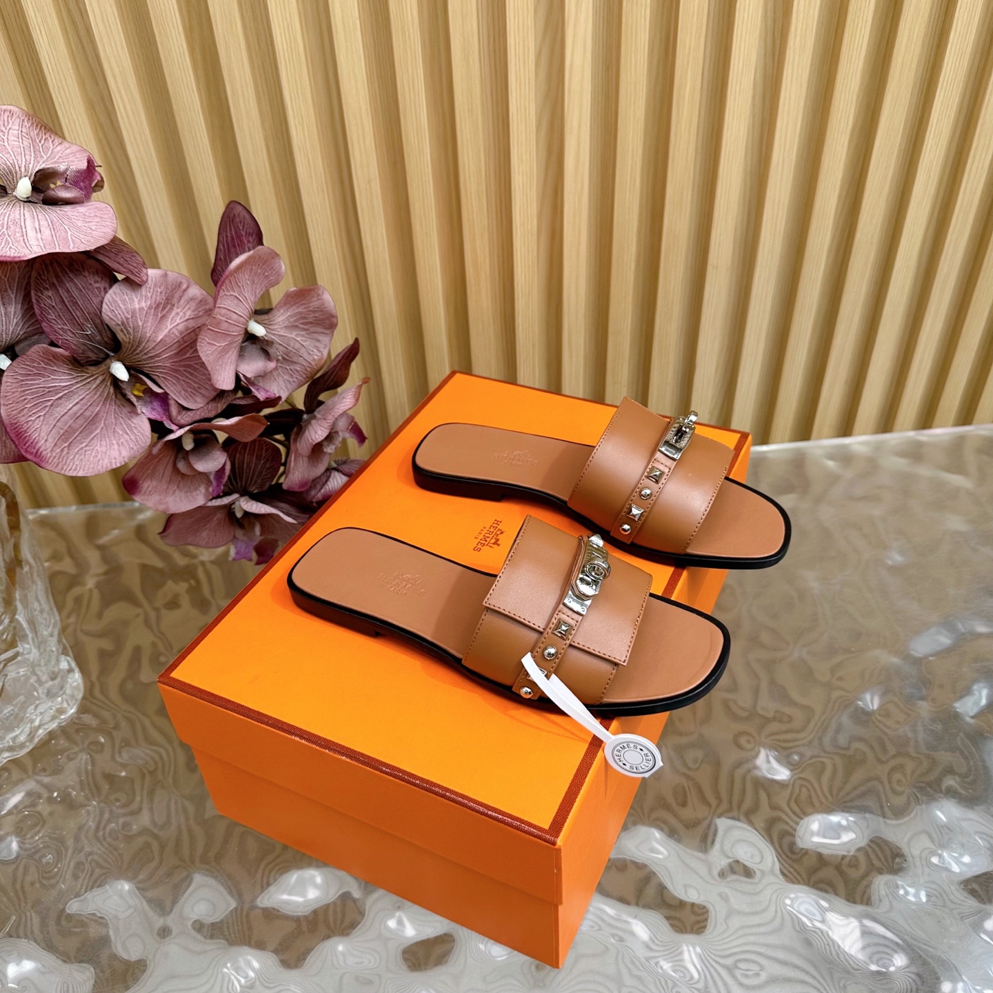 HERMES 00179