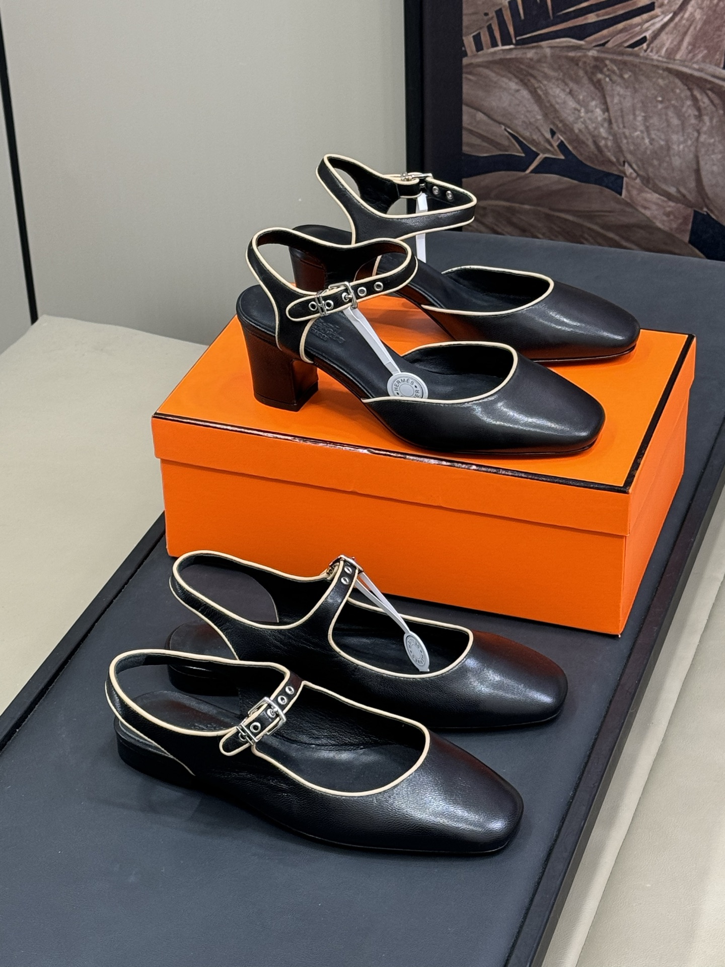 HERMES 00179