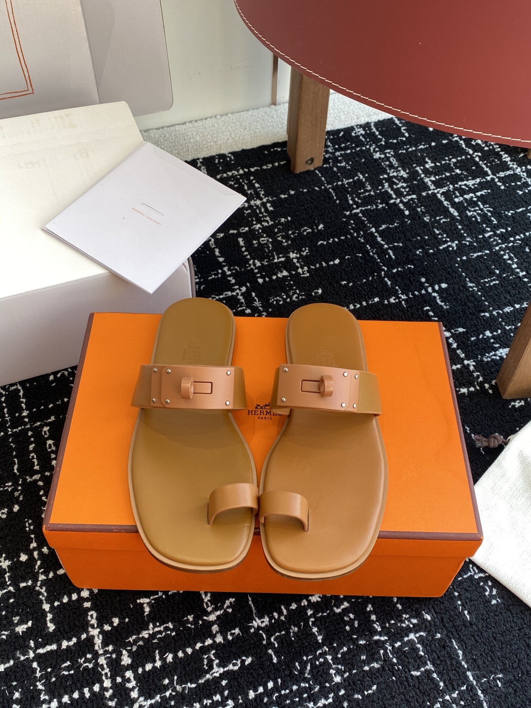 HERMES 00179