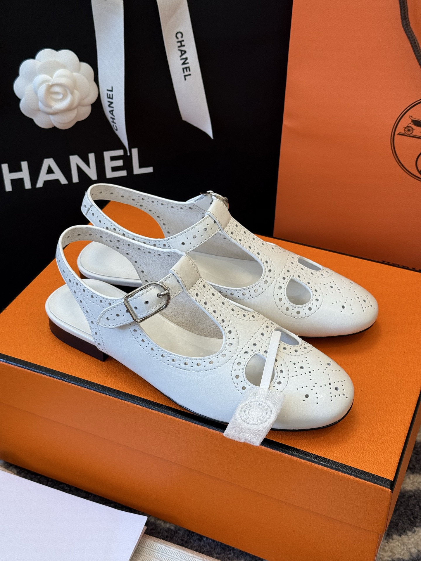 HERMES  00219