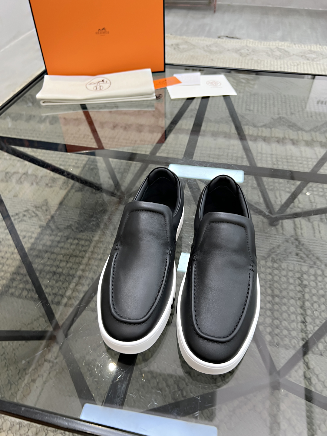 HERMES 00239