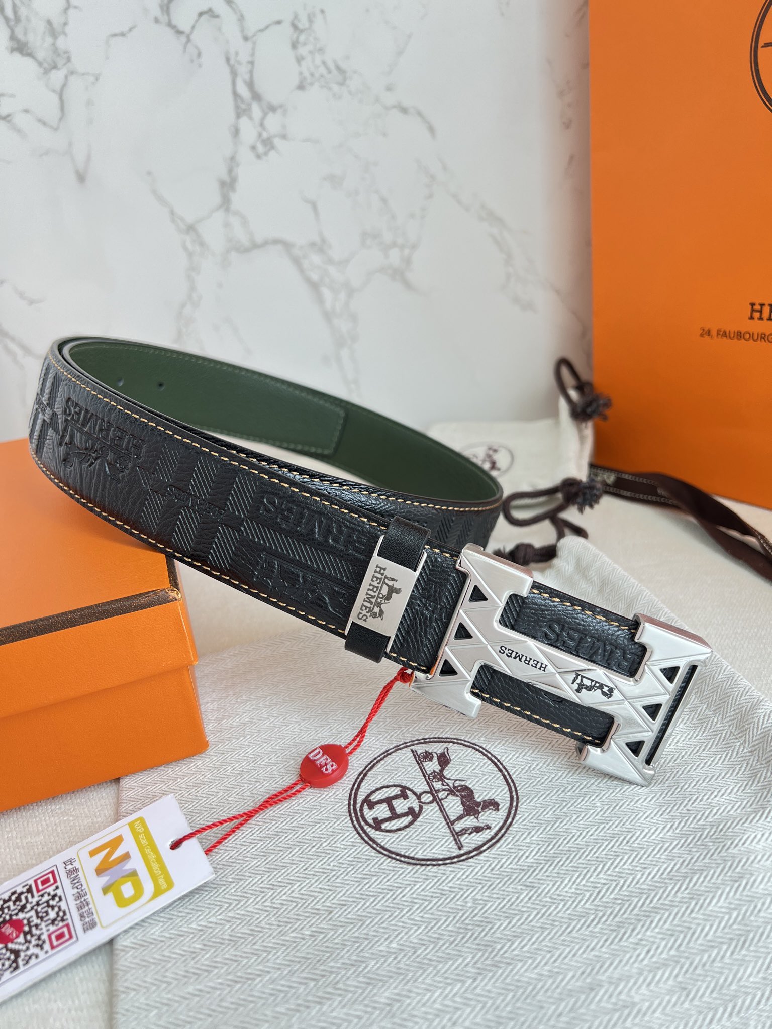 HERMES 00239
