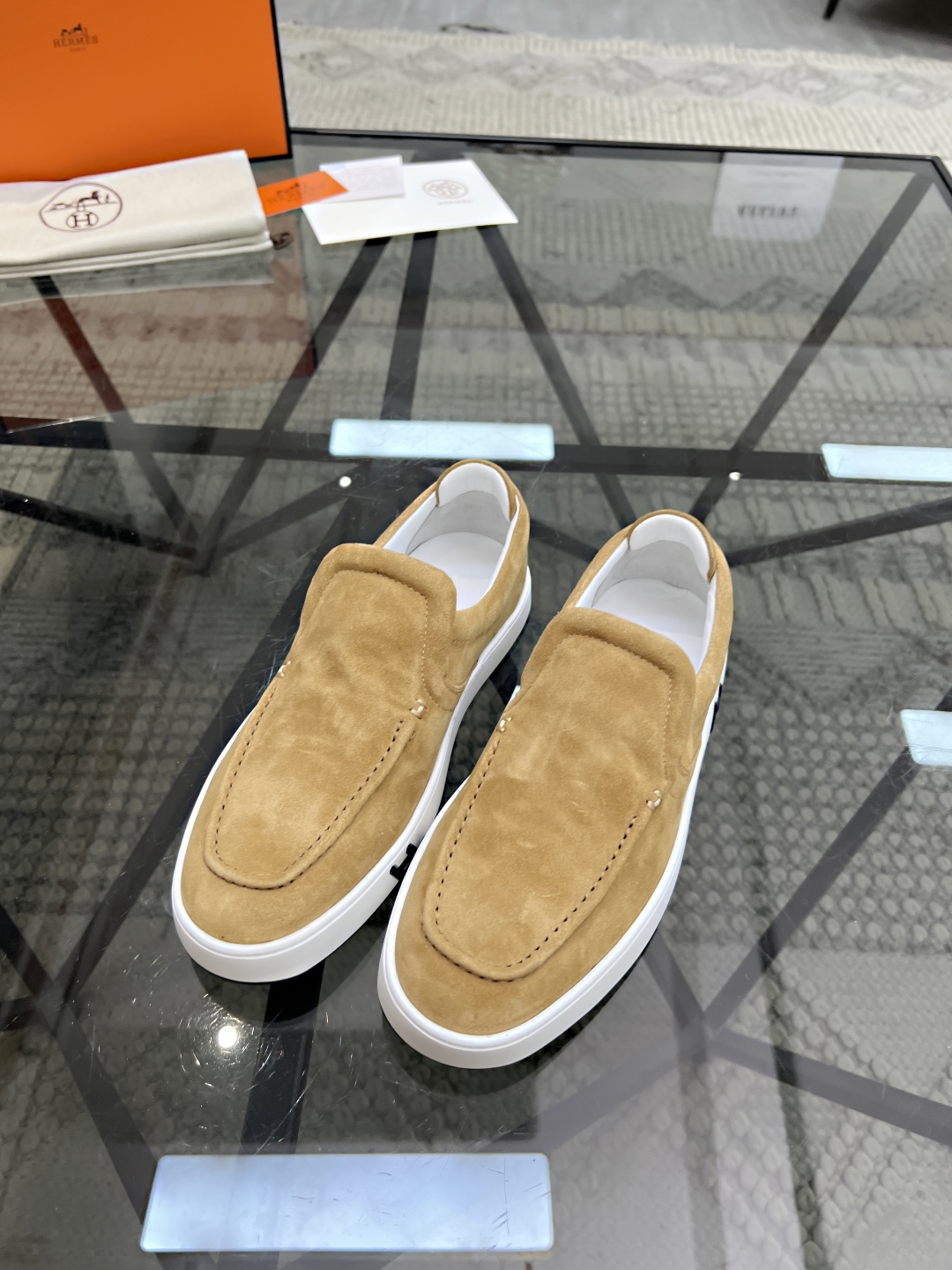 HERMES 00249