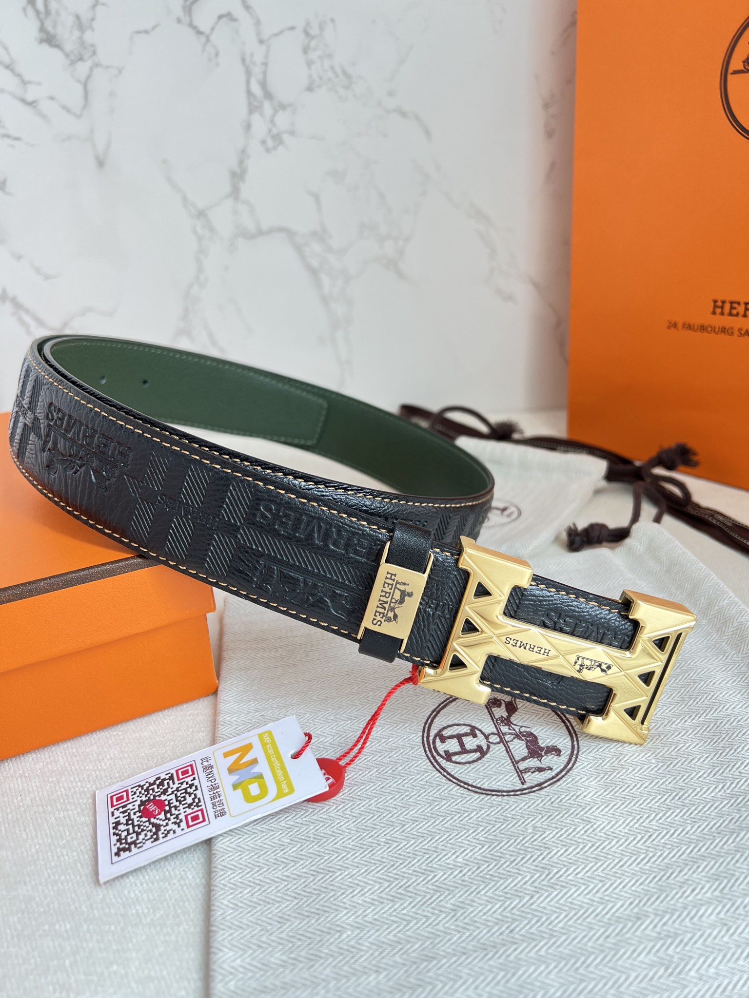 HERMES 00256