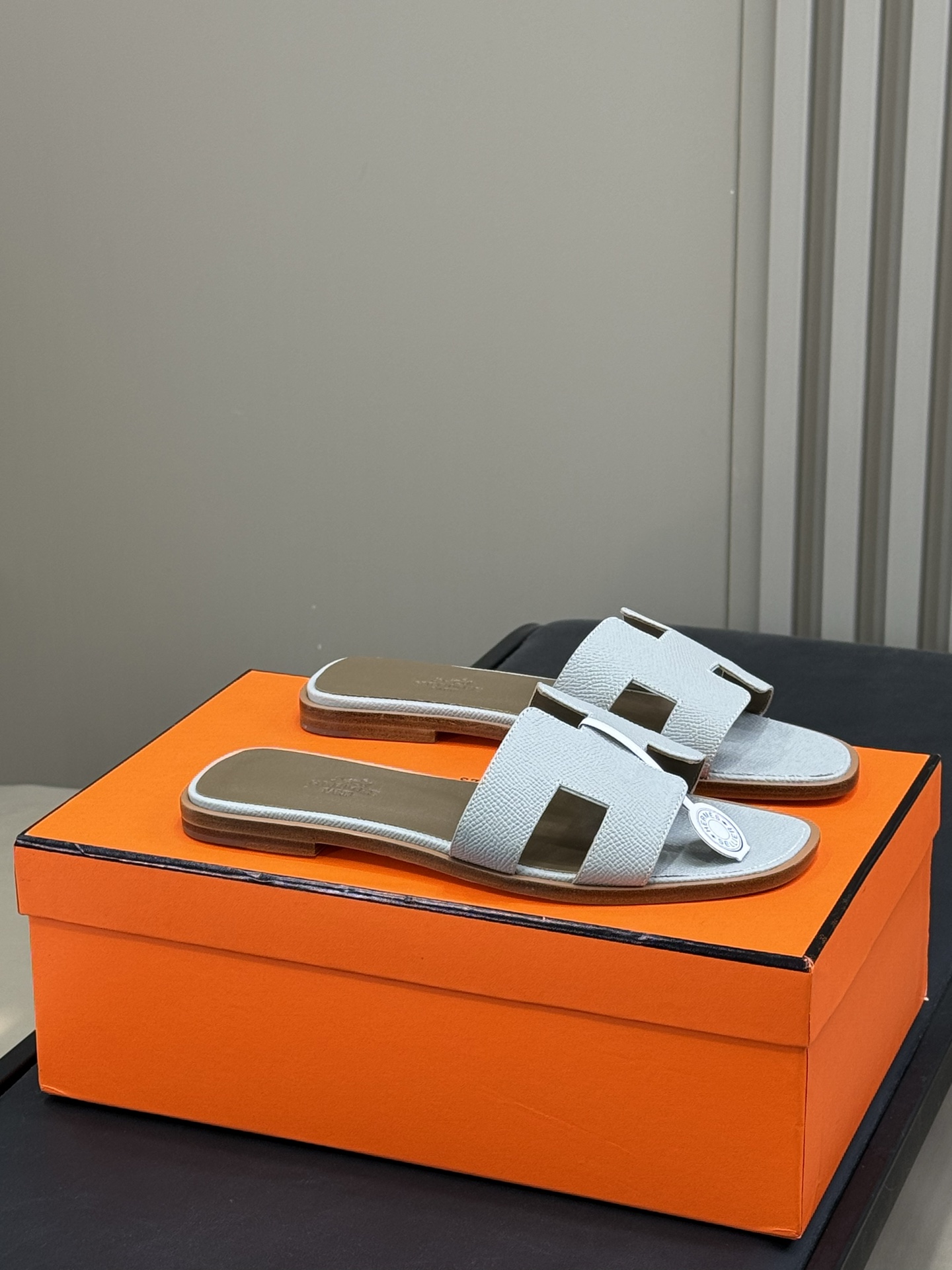 HERMES 00256