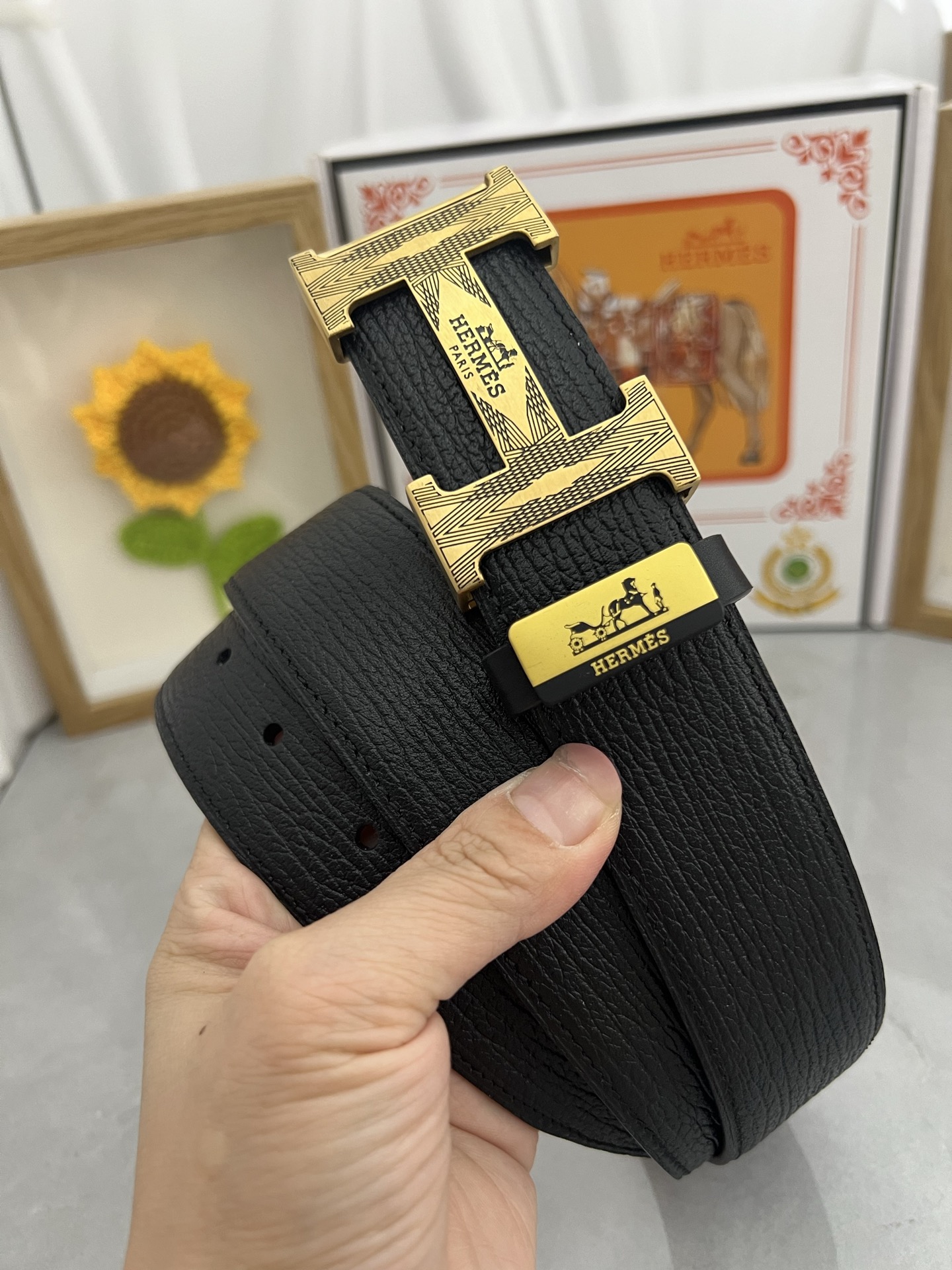 HERMES 00279