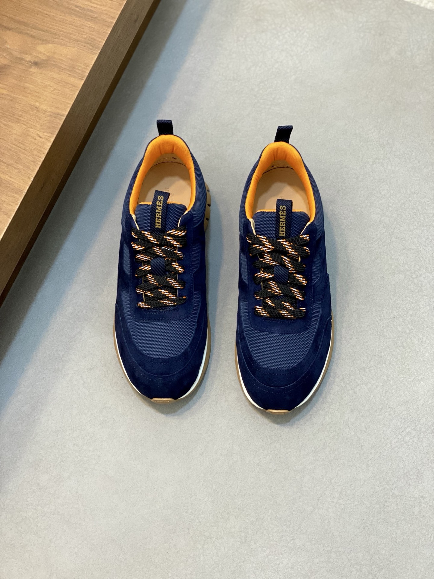 HERMES 00289
