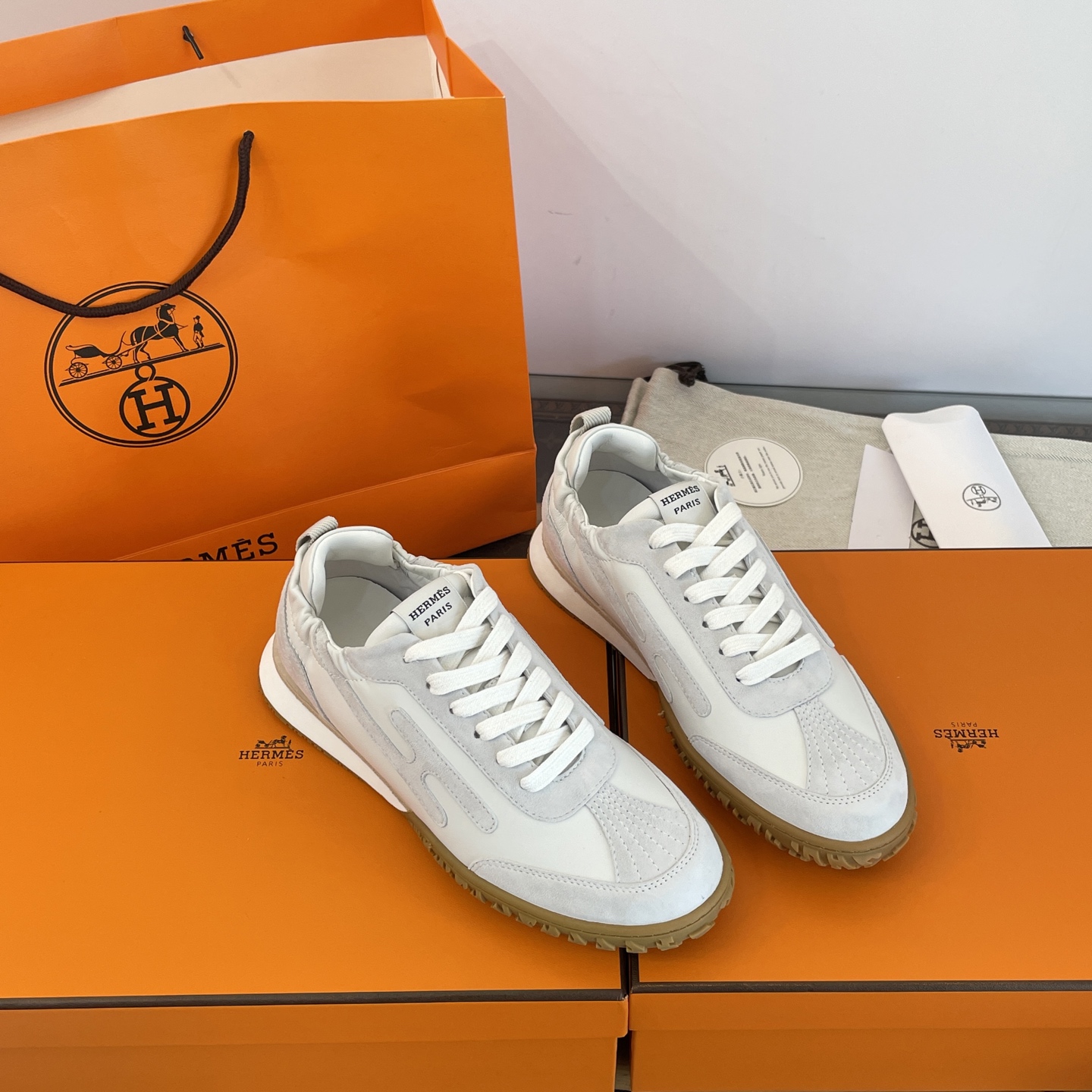 HERMES 00299